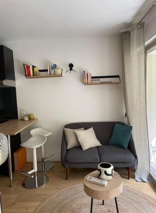 Suitetrails - Agréable et moderne studio à Neuilly avec jardin