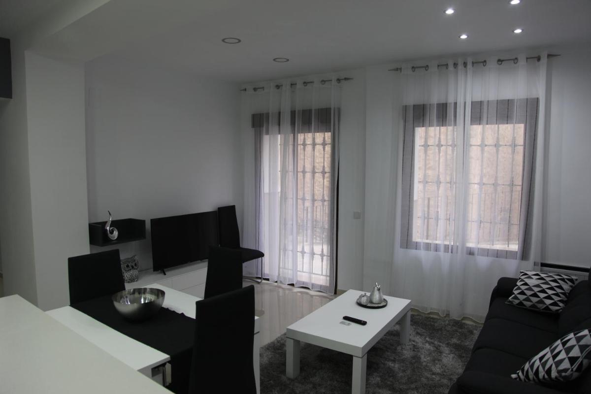 Apartamentos Alogia, Pastora, Yerbater - Housity