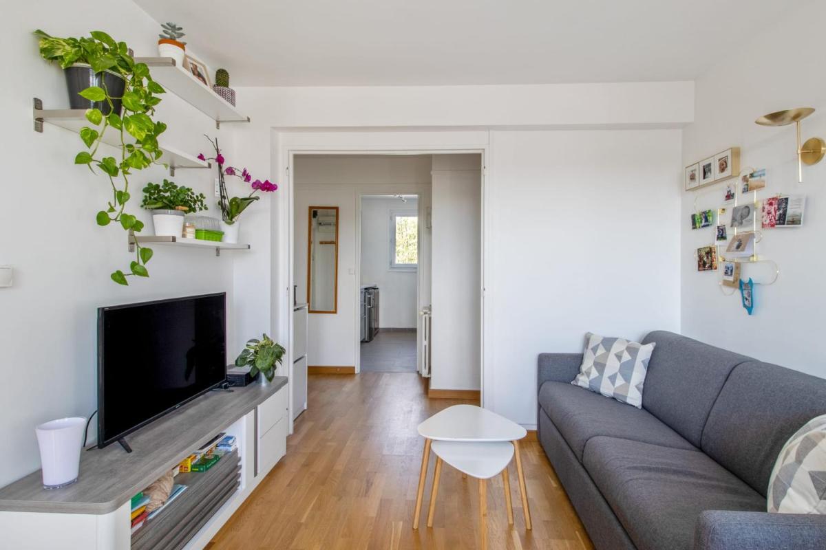 Suitetrails - Beautifully bright apartment near the Château de Versailles - Welkeys