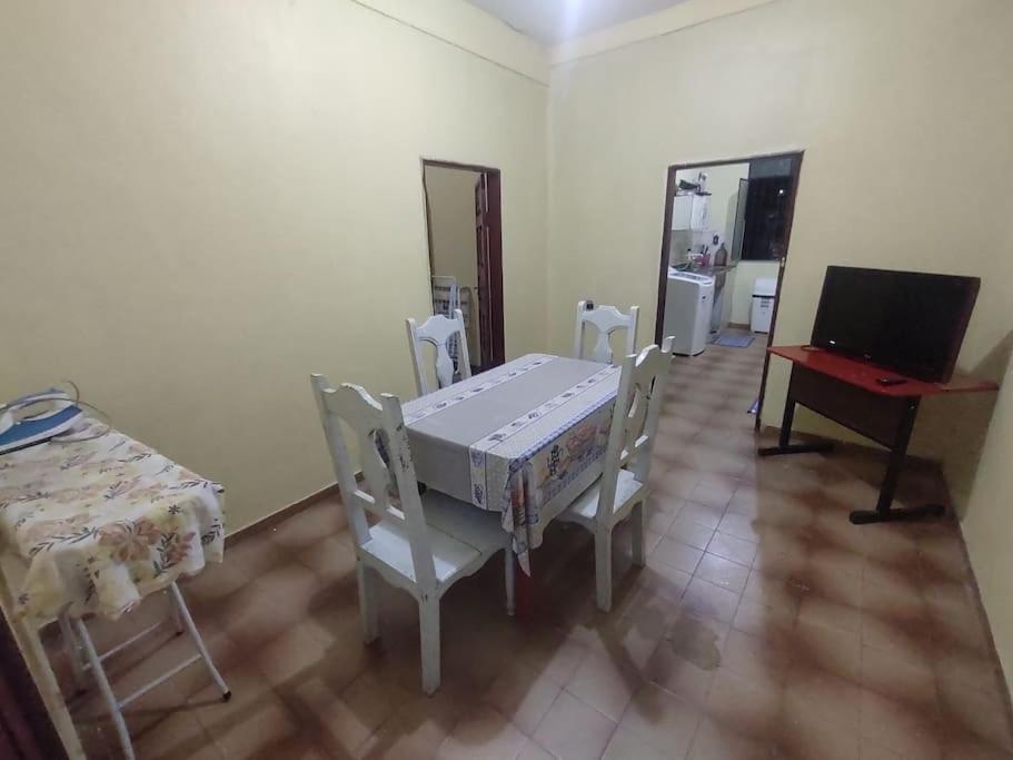 Apartamento ou Quitinete privativos - Housity