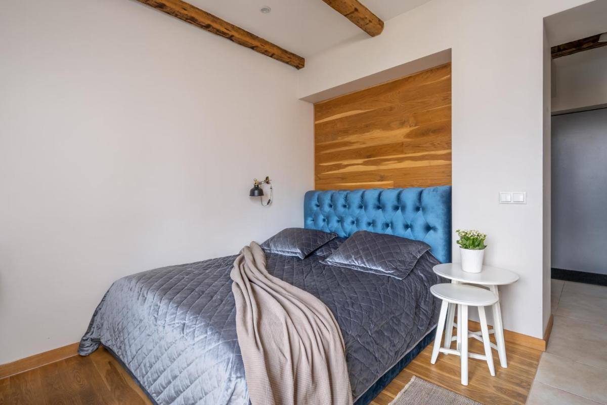 Lacplesa loft-style residence - Housity