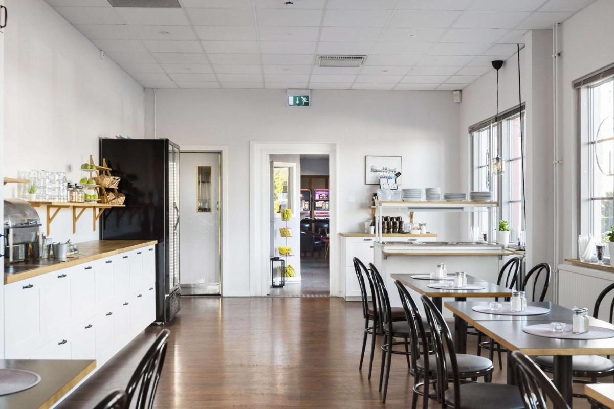 Dalhall Hotell - Housity