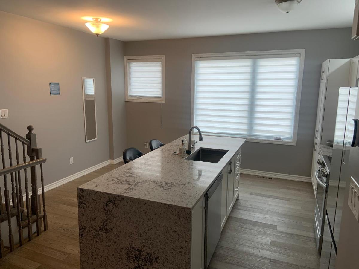 Suitetrails - Wateridge Luxury Condos