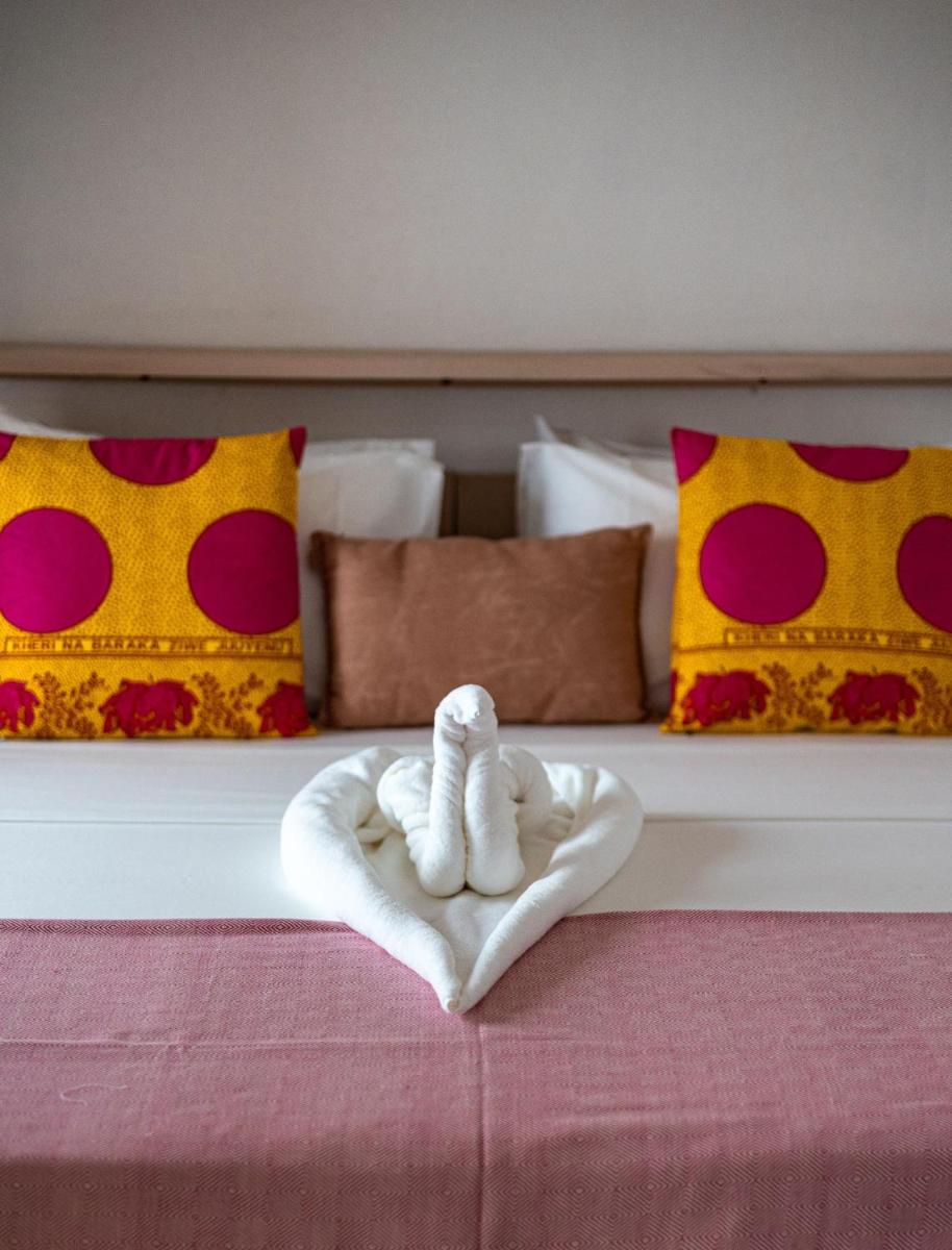 Sharazad Wonders Boutique - Housity