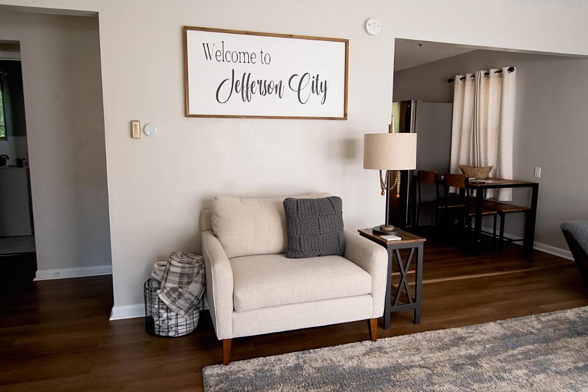 Yellow Brick Home - Housity