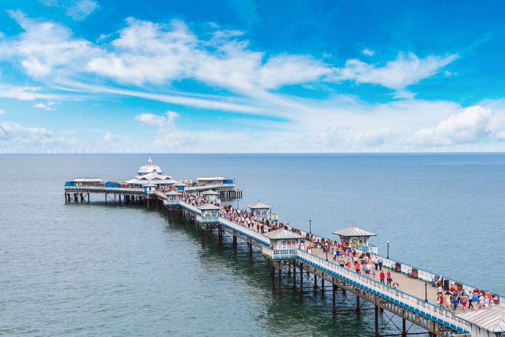 Oakhurst Boutique Apartment Llandudno - Housity
