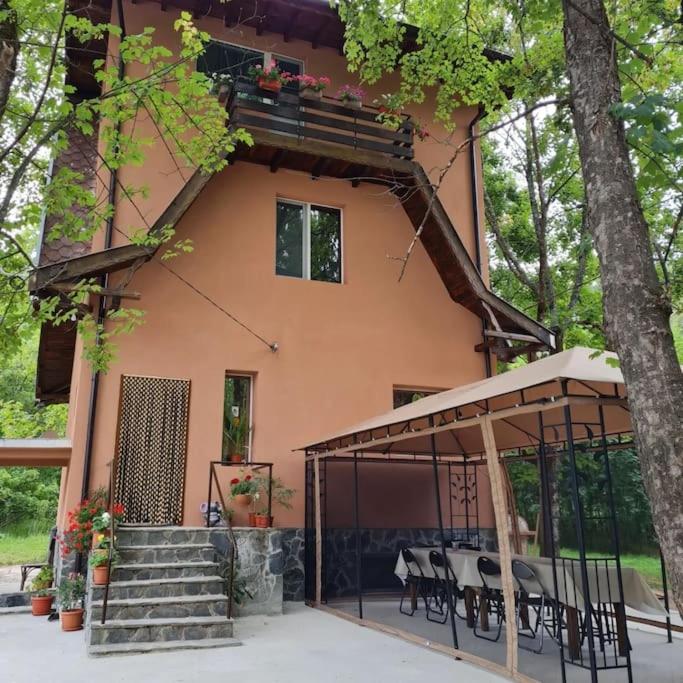 Вила Вайлин - Housity