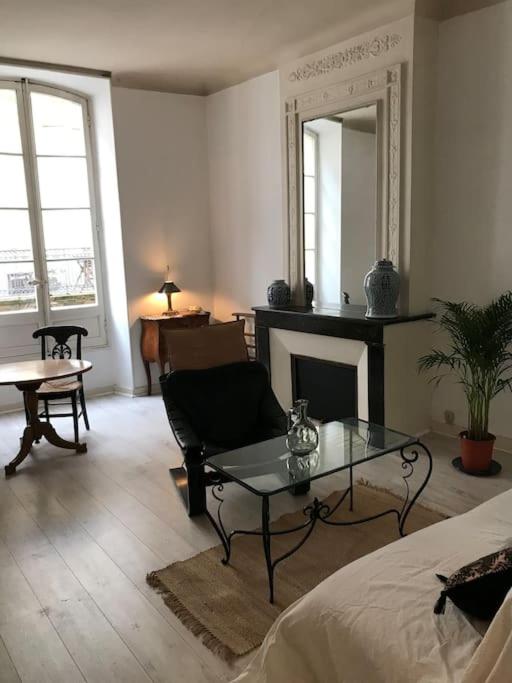F2 de 65 m2 dans le triangle d'or de Bordeaux - Housity