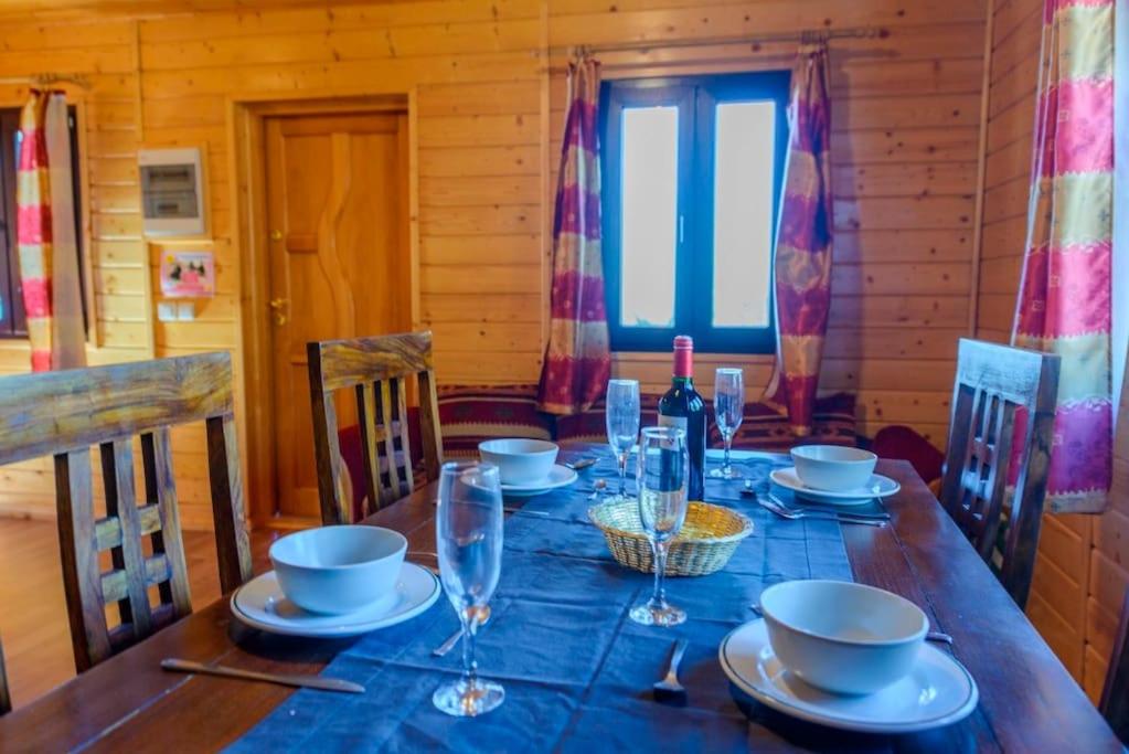 House with Private Pool (Aries) - Housity