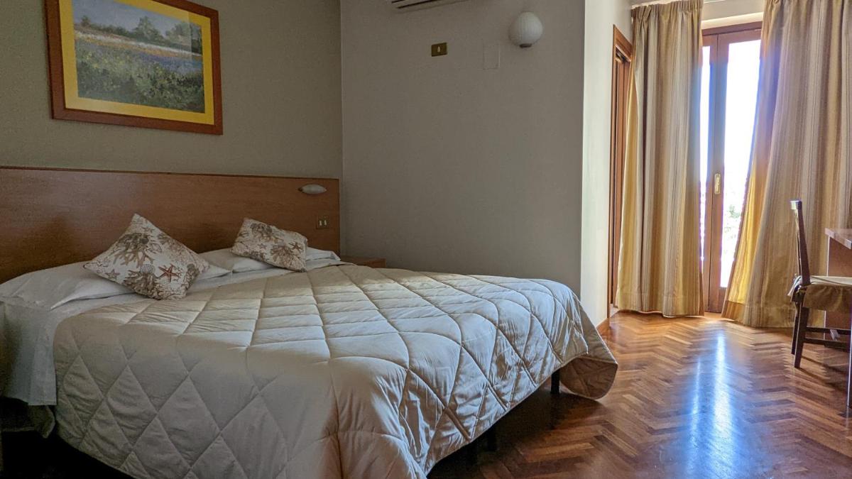 Hotel Del Sole - Housity