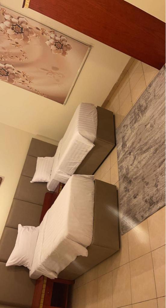 Gdyr jzn - Housity
