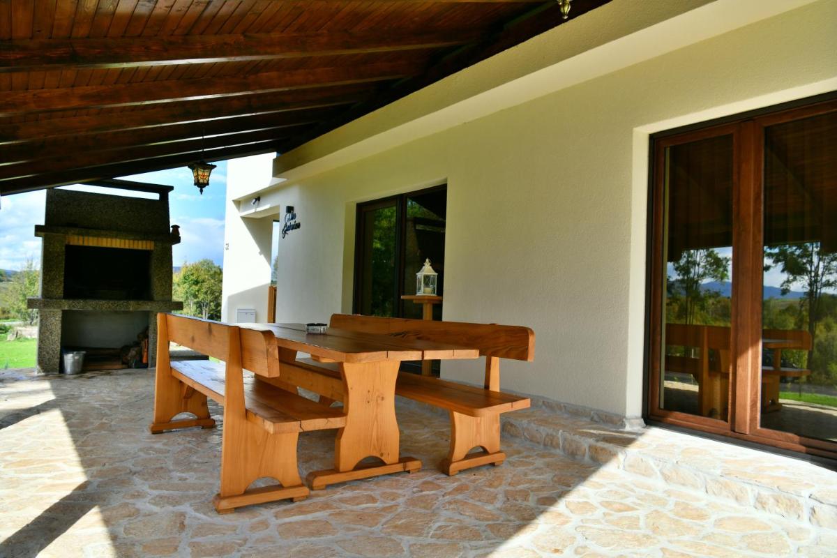 Villa Diva Grabovčeva - Hizvo