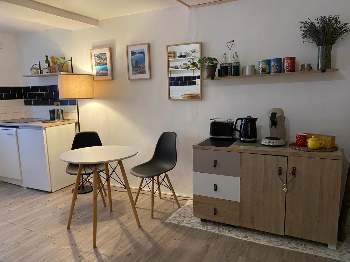 Chez Shirley - Housity