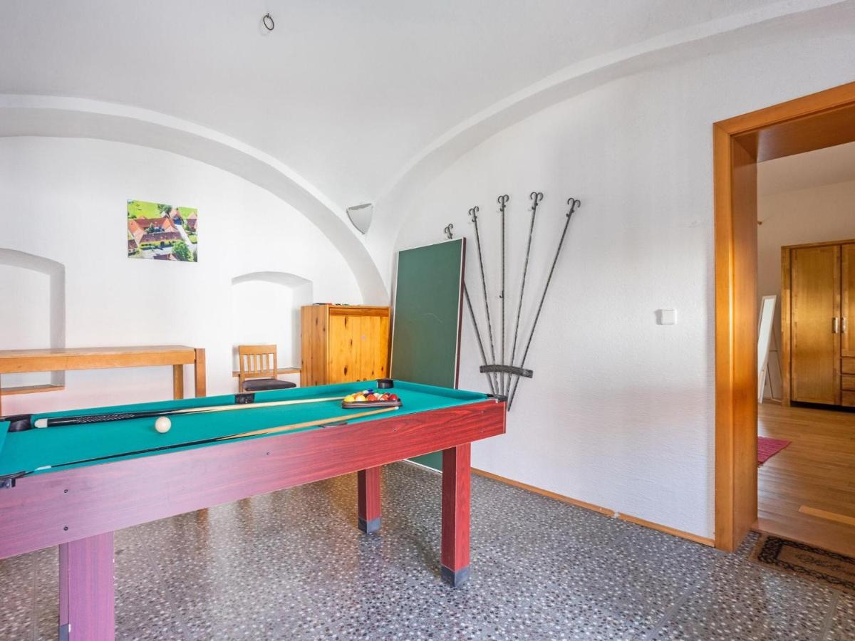 Big apartment in Bad Loipersdorf on a farm near F rstenfeld - Housity