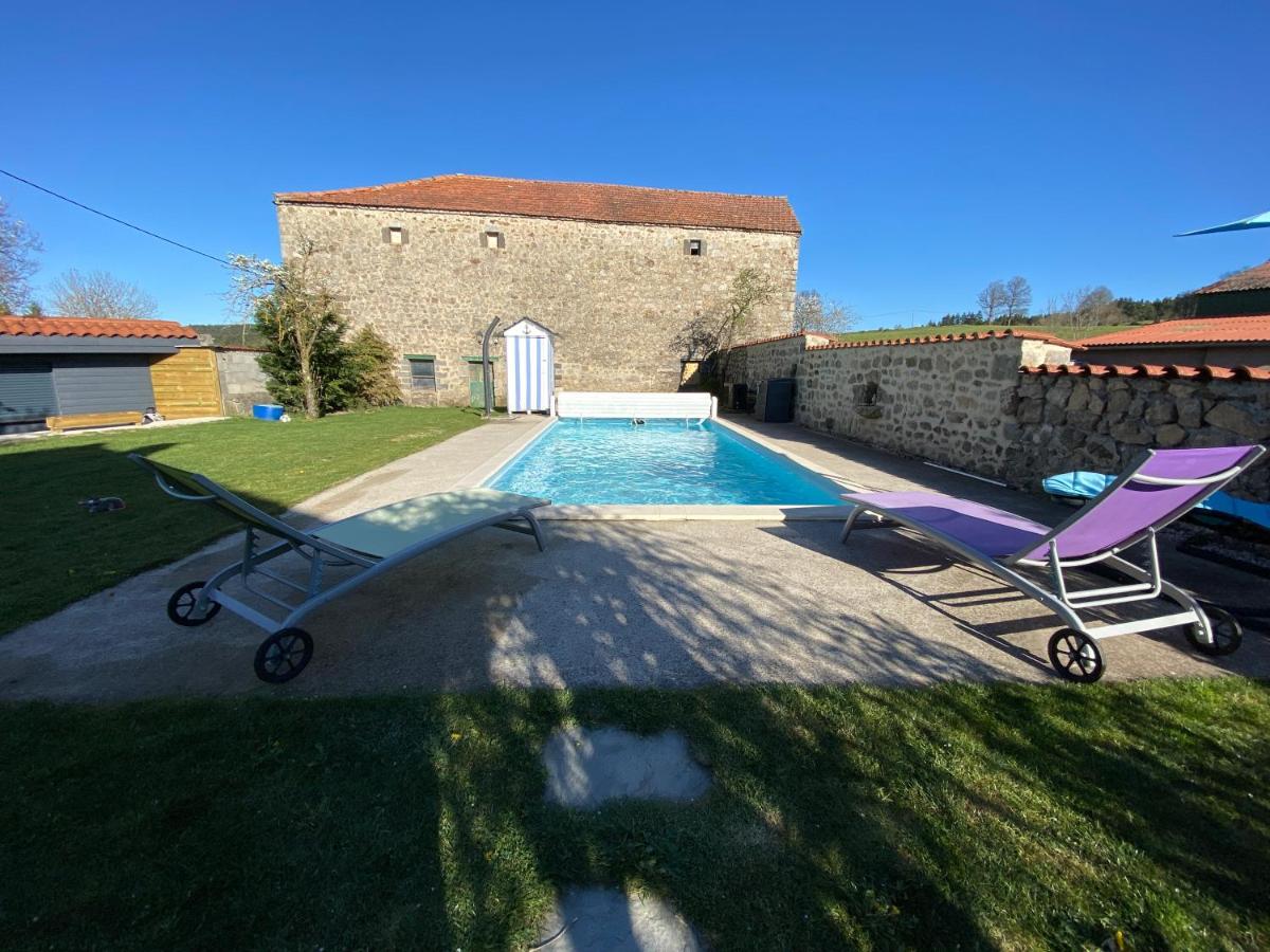 Au pool house de la Faye +spa ouvert toute l'année - Housity