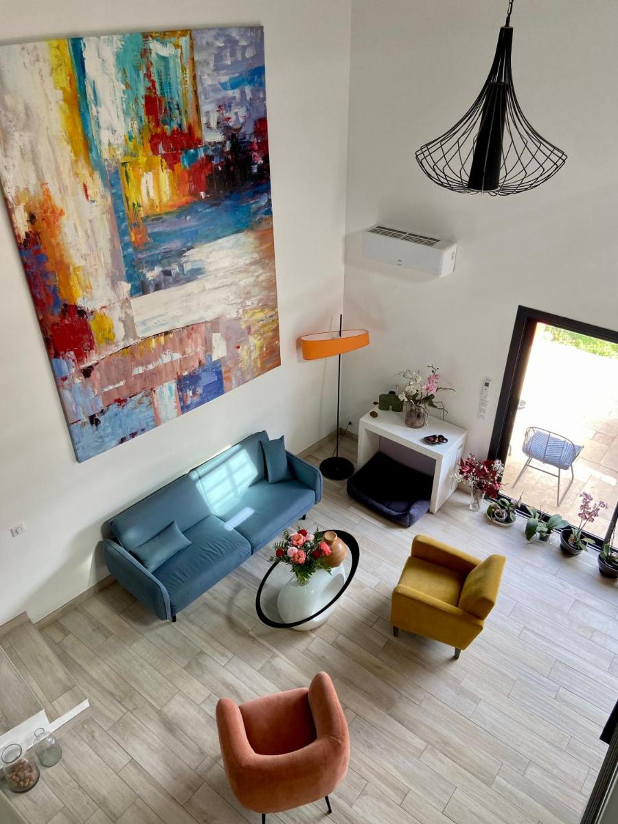 Villa conviviale à Cournonsec avec piscine privée - Housity