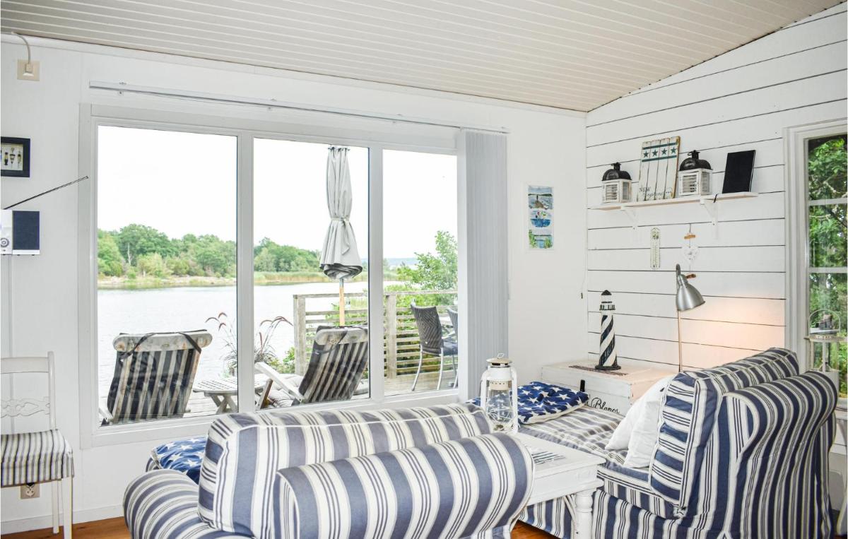 3 Bedroom Lovely Home In Ronneby - Housity