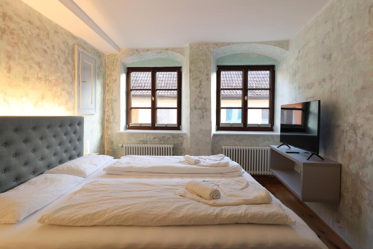 Das Fischer Boardinghouse KF - Hizvo