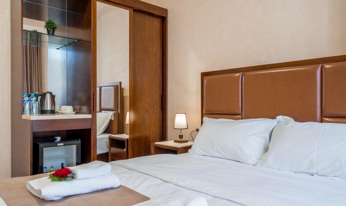Aura Hotel Tbilisi - Housity