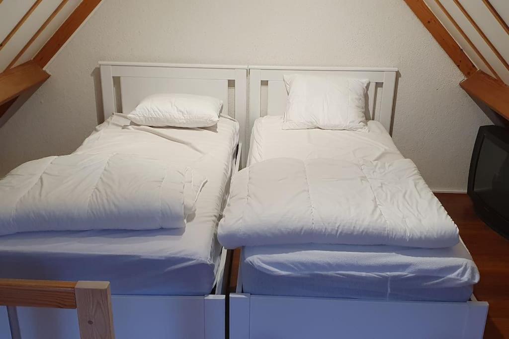 Suitetrails - NWD108 Ruim vakantiehuisje in Nieuwpoort - 6 pers - ruime tuin en parking