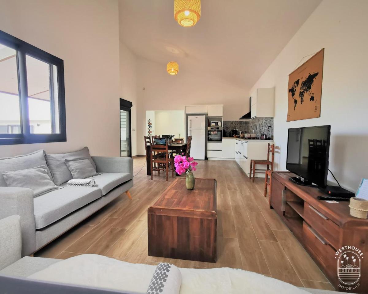 Suitetrails - 4 star villa heated swimming pool pool house