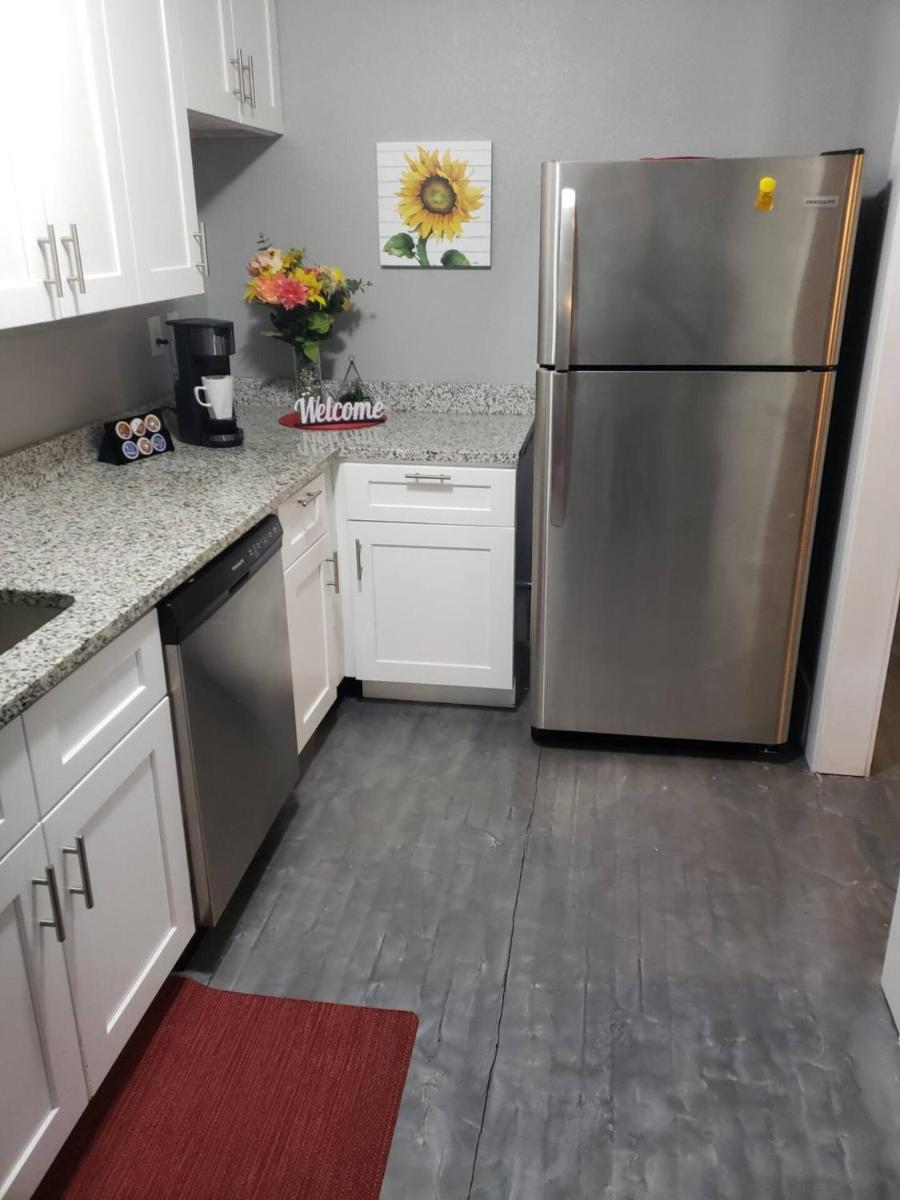 Cute 2 bedroom apartment in historic neighborhood - Housity