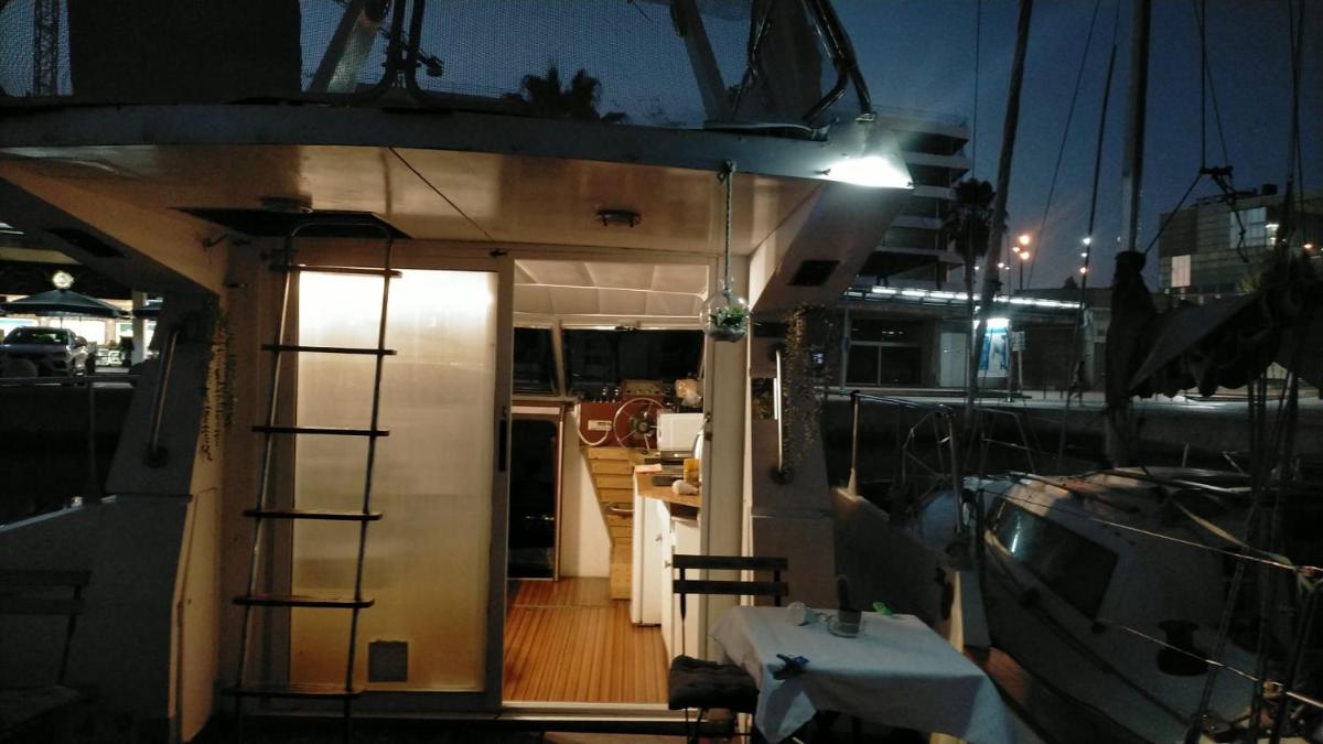 Barco lucky - Housity