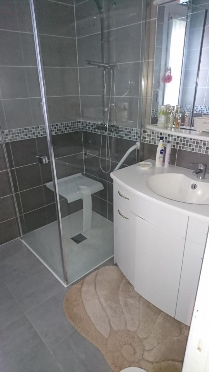 Maison de 85 M2 avec 2 chambres avec équipement de détente, wifi - Housity