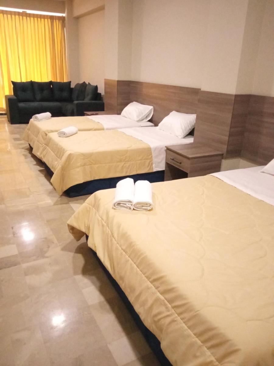 Hostal Londres - Housity