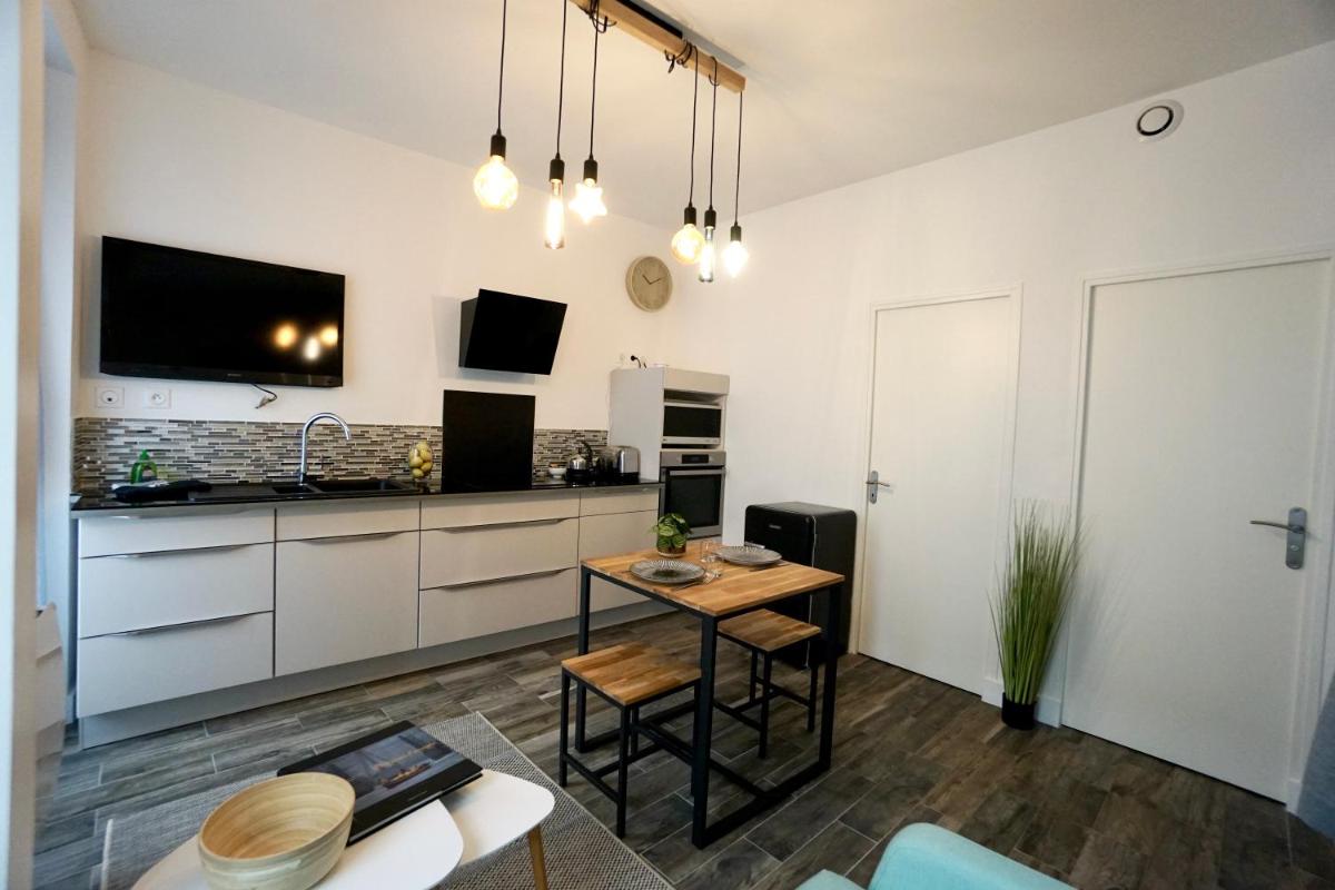 Le 12 * Hyper centre* - Housity