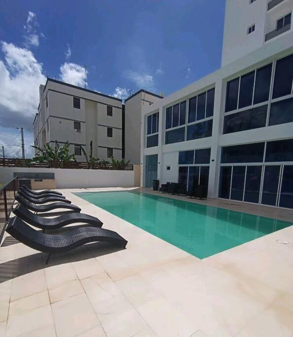 Suitetrails - Cozzy, J7 Family Apartment With Gym, Pool & kids Area