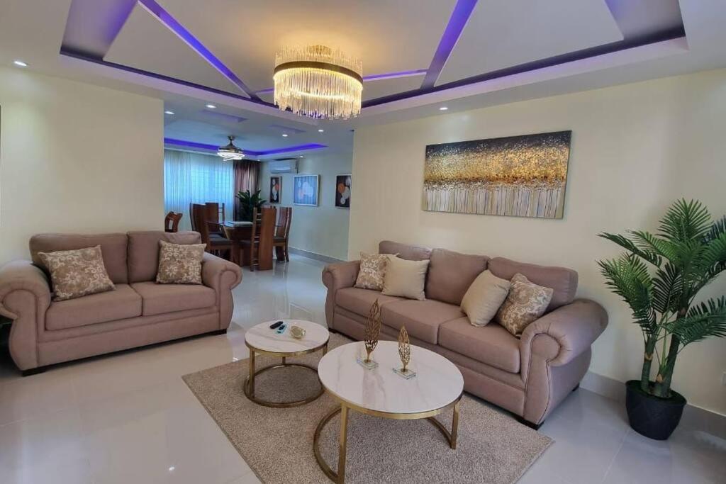 Suitetrails - Cozzy, J7 Family Apartment With Gym, Pool & kids Area