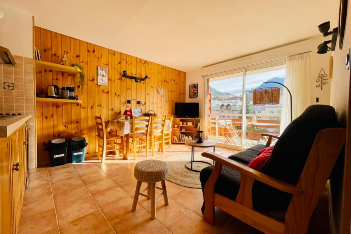 Flat appartement 43 m with balcony in Briançon - Housity