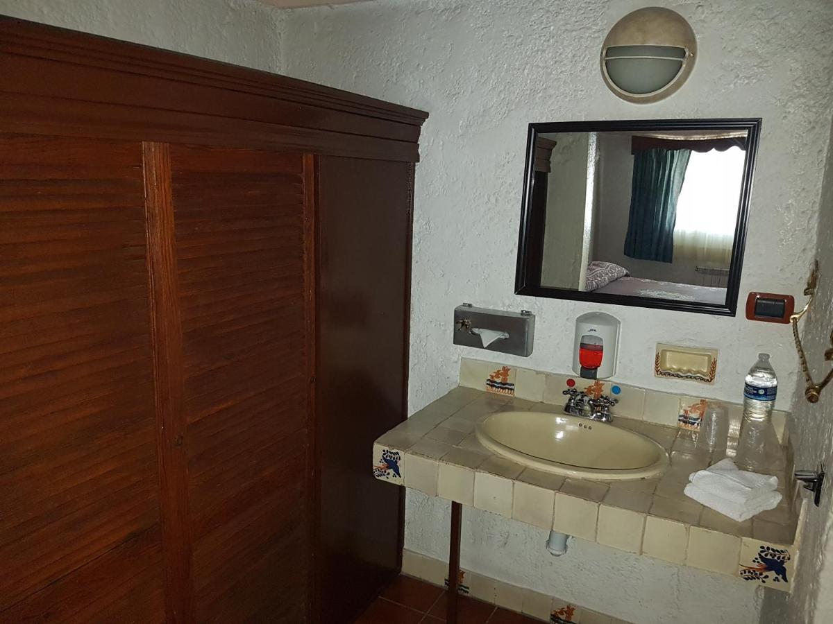 State Inn - Housity