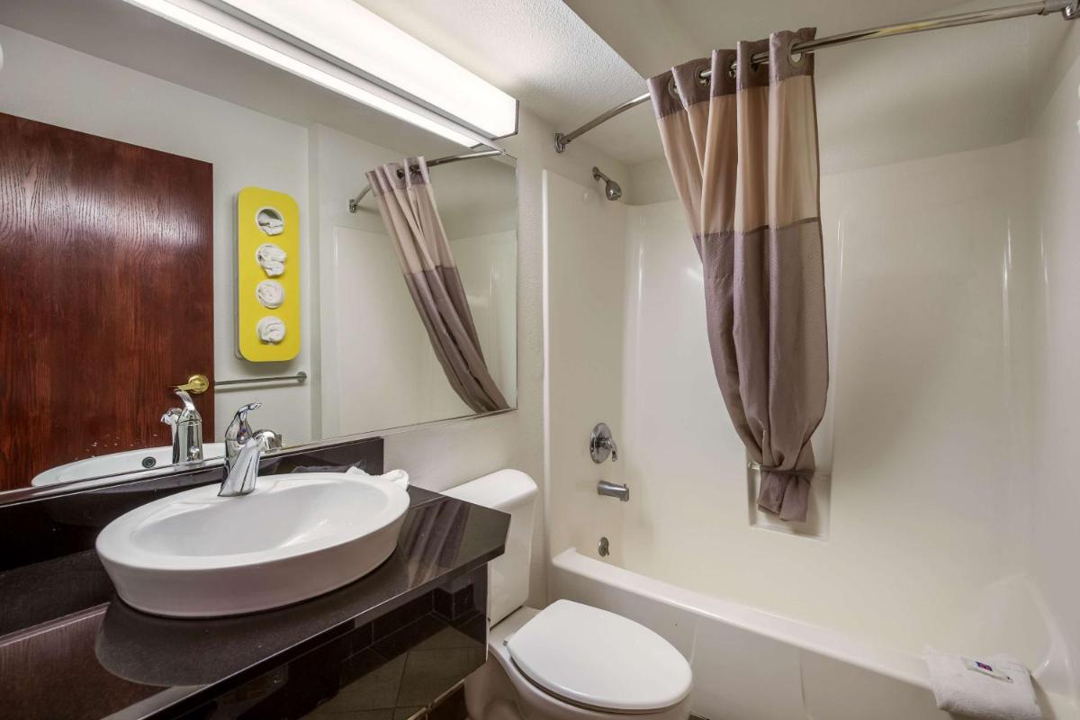 Motel 6-Dixon, CA - Housity