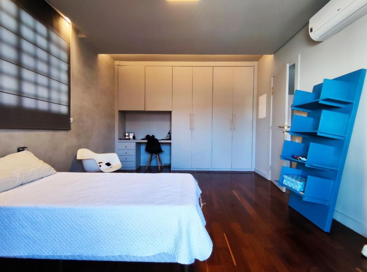 Casa Luxuosa no Bairro Castelo - Housity