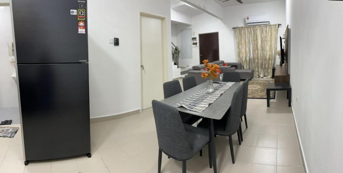 Suitetrails - HM Homestay BP