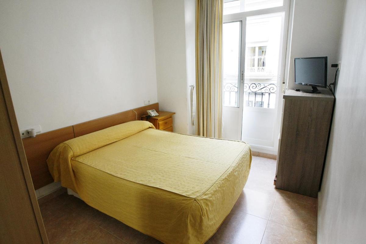 Hostal San Fernando - Housity