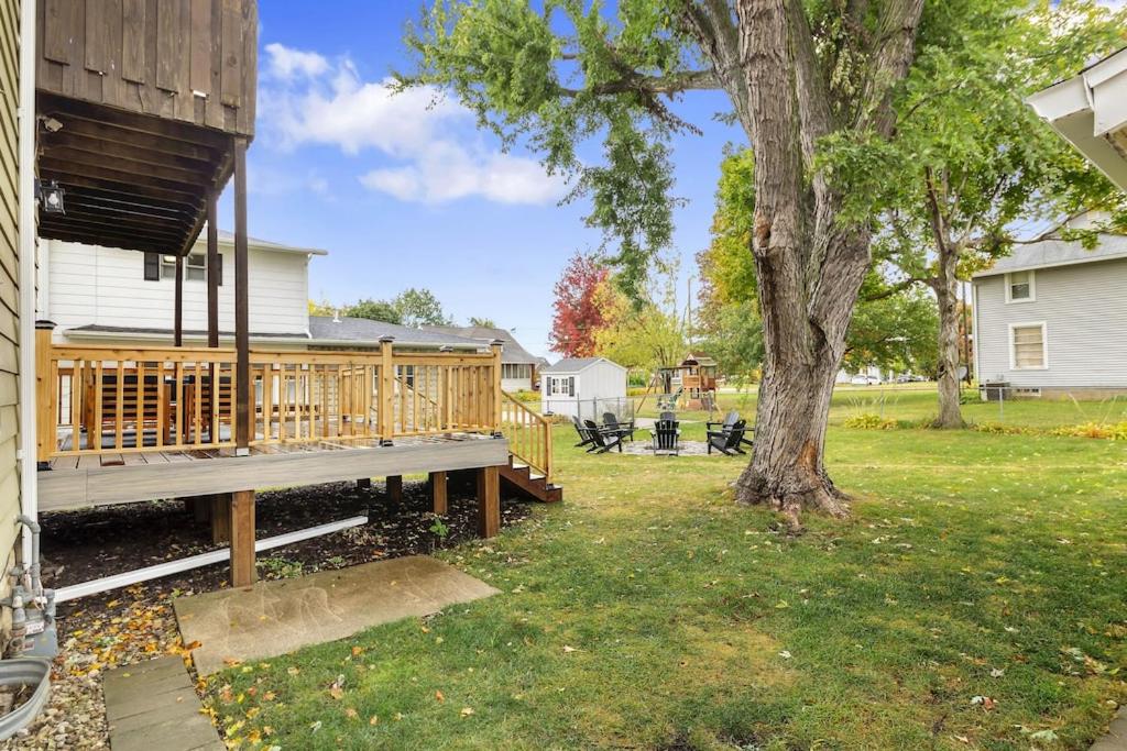 Pet-friendly 4 BD Historic Charmer at Marion Uptown - Housity