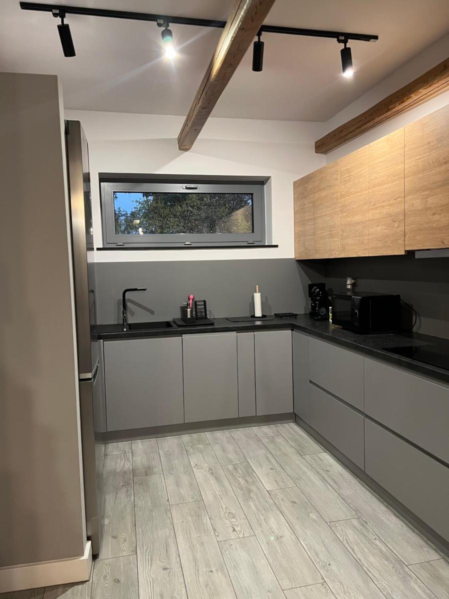 Dom Villa Forest z dwupoziomowym 120 m apartamentem - Housity