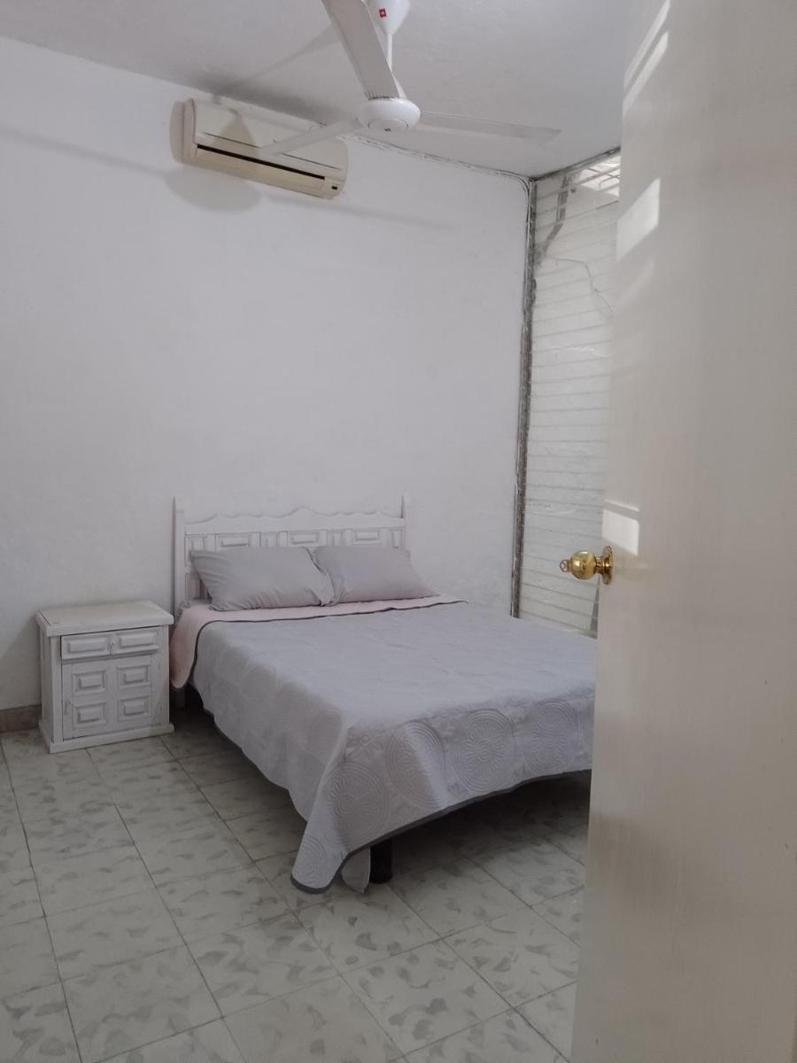 Casa Neyva Centro de Mérida, Barrio de Santiago - Housity
