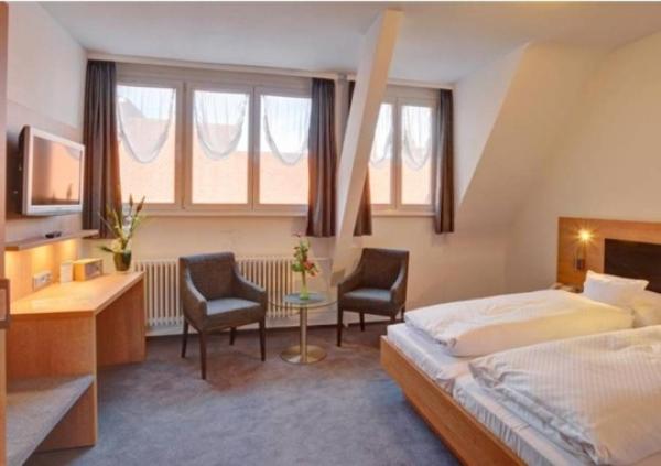 Hotel Bären - Housity
