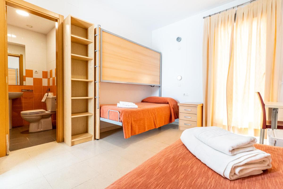 Albergue Inturjoven Marbella - Housity