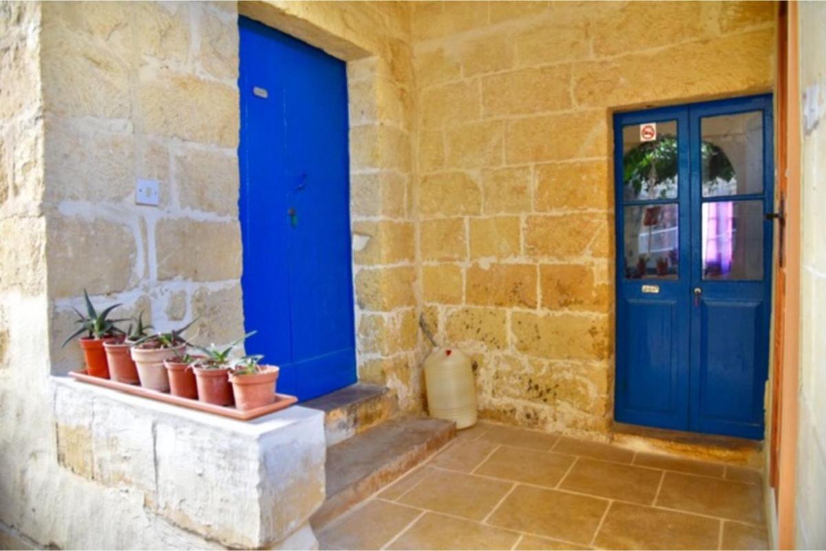 Ta'Martin Farmhouse Xewkija Gozo - Housity