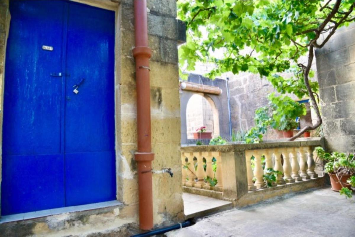 Ta'Martin Farmhouse Xewkija Gozo - Housity