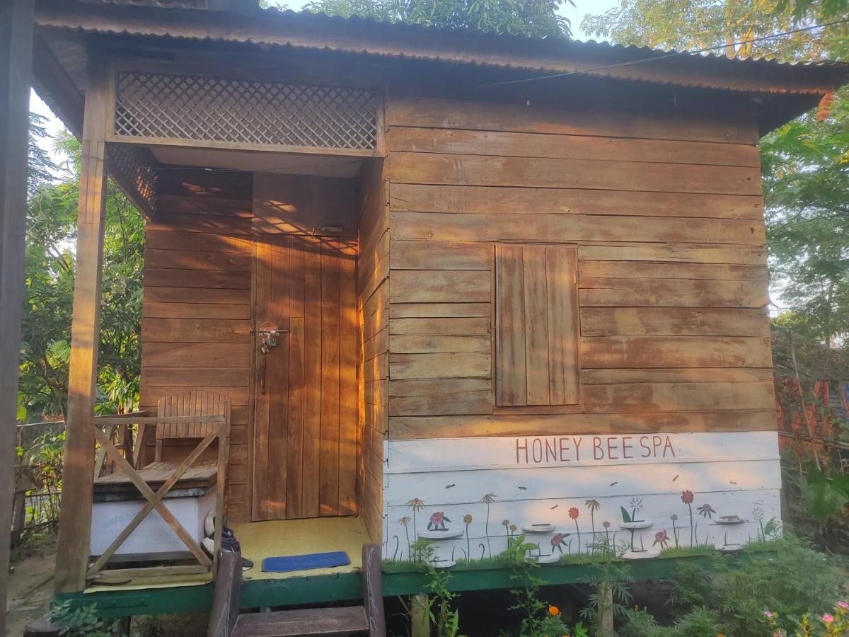 Bee house - Housity