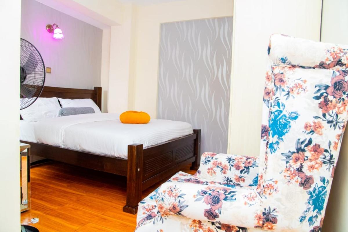 Lux Suites Marcus Budget Apartments - Housity
