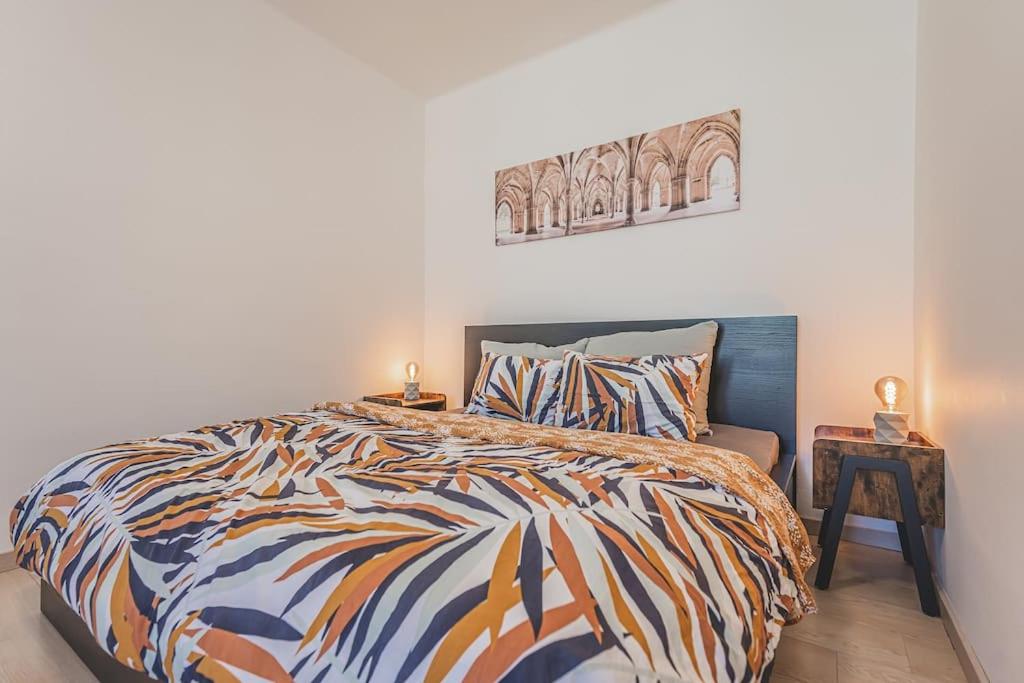 Carolina's Great Choice For Your Stay At Hradec Kralove - Housity