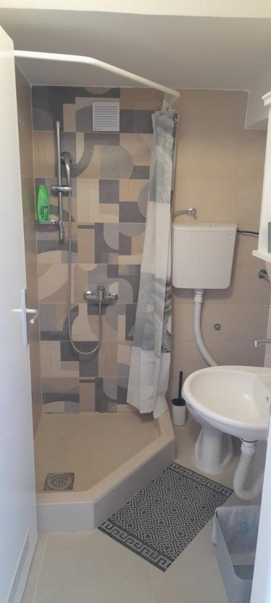 Hann Apartments - Housity