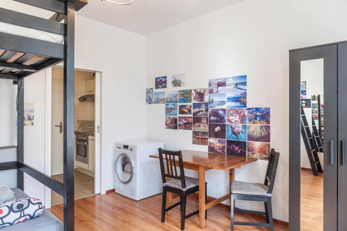 Cozy central apartment 1min train - Housity
